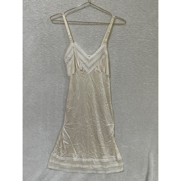 Other - Vintage Lingerie by Vincent Slip Dress Size 34 - Beige Lace Trim Nylon Flaw